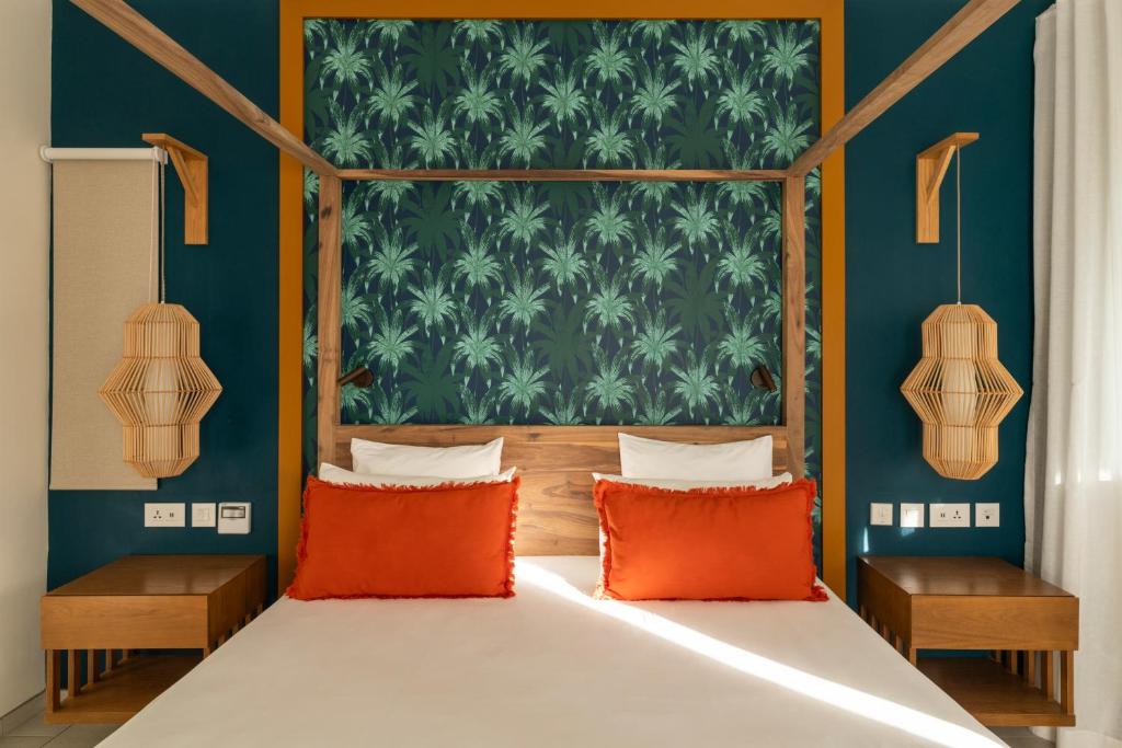 Constance Tekoma - Rodrigues Island - 6