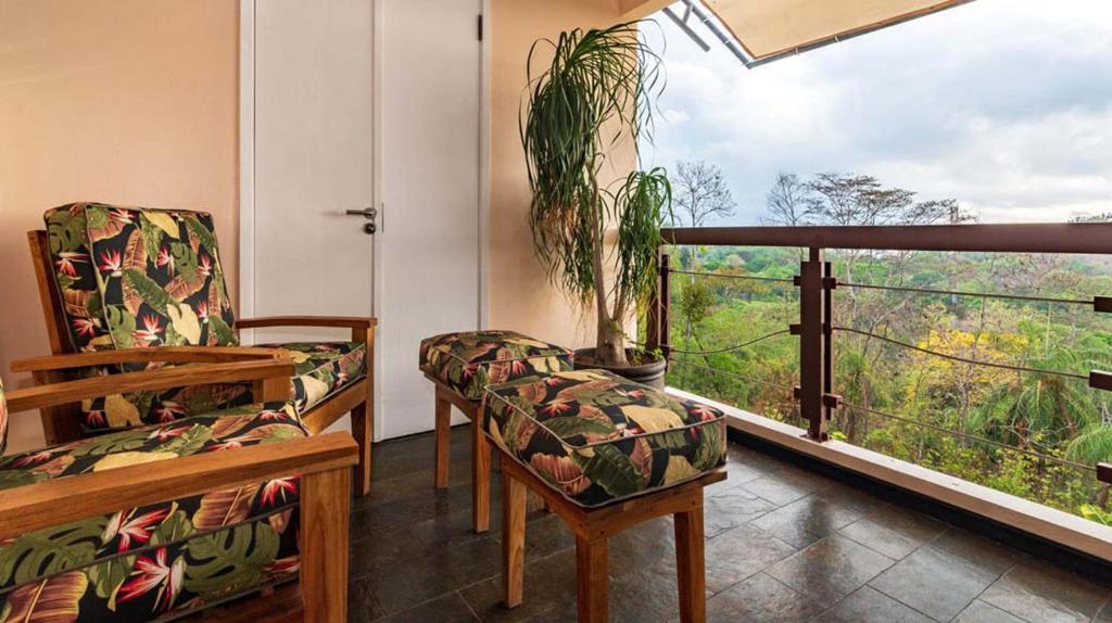 Posezení v ubytování Gaia Collection Hotels Manuel Antonio