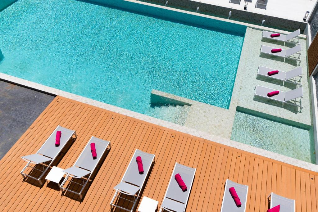 GLOW Bangkok Riverside - Resim 17