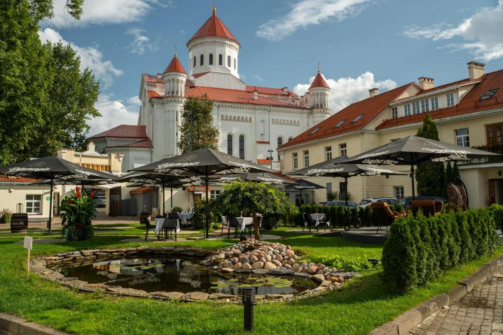 Budova, kde se hotel nachází