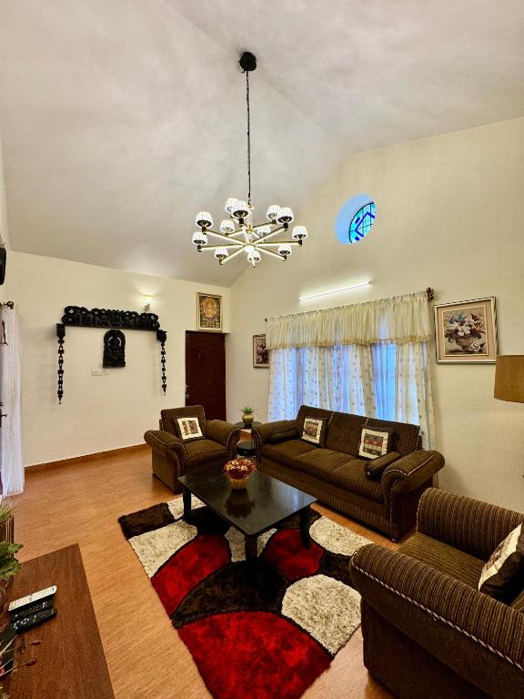 Lakshmi Illam Guesthouse for Families only - Suite Queen Deluxe