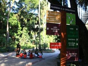  Apartamento em Santos