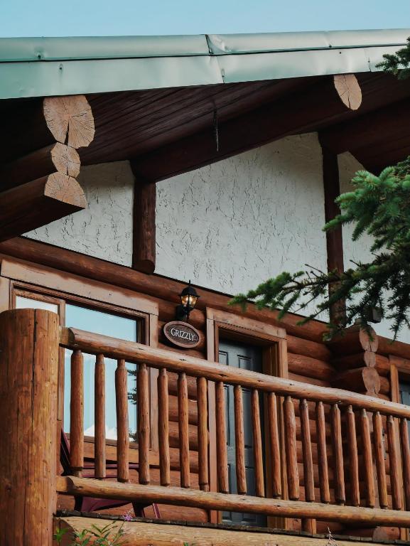 Balkón nebo terasa v ubytování Bell 2 Lodge