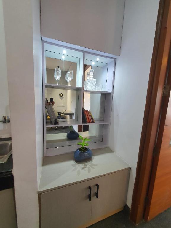 Kuchyň nebo kuchyňský kout v ubytování Mallenzo Suites Dlf Phase 1