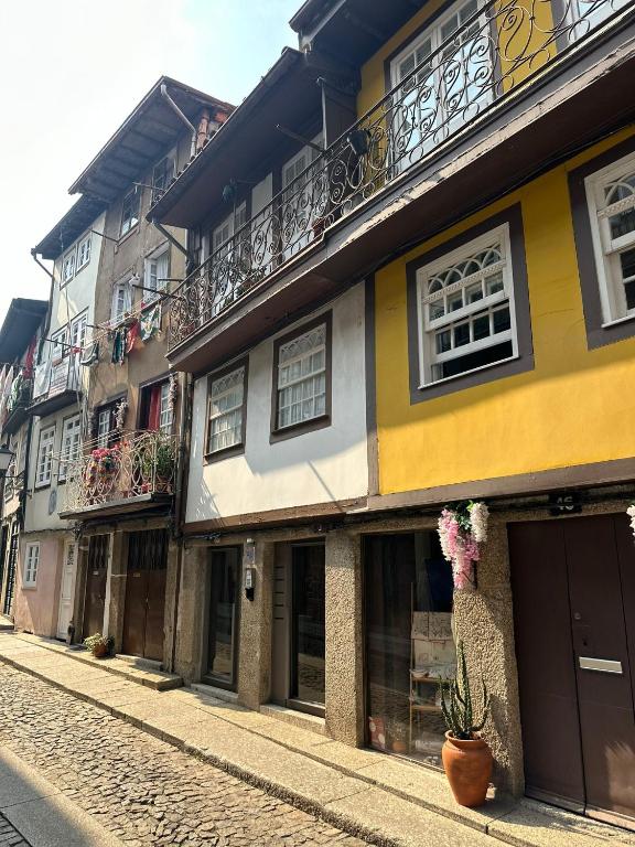 Casa Velhinha - Design, Culture and Comfort in Guimarães - 11