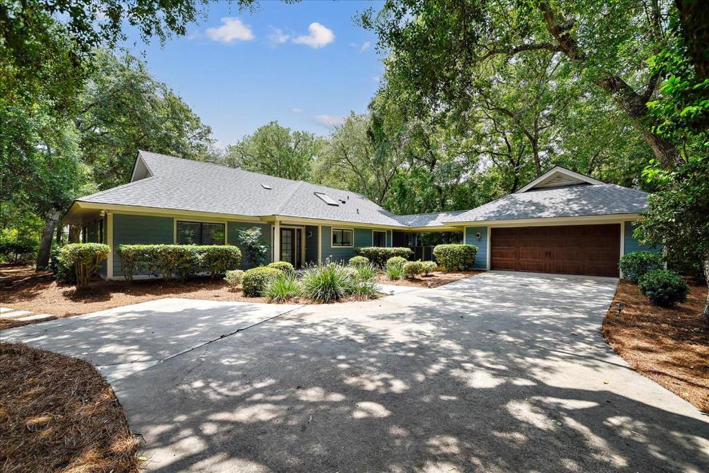 Το κτήριο όπου στεγάζεται  η παραθεριστική κατοικία