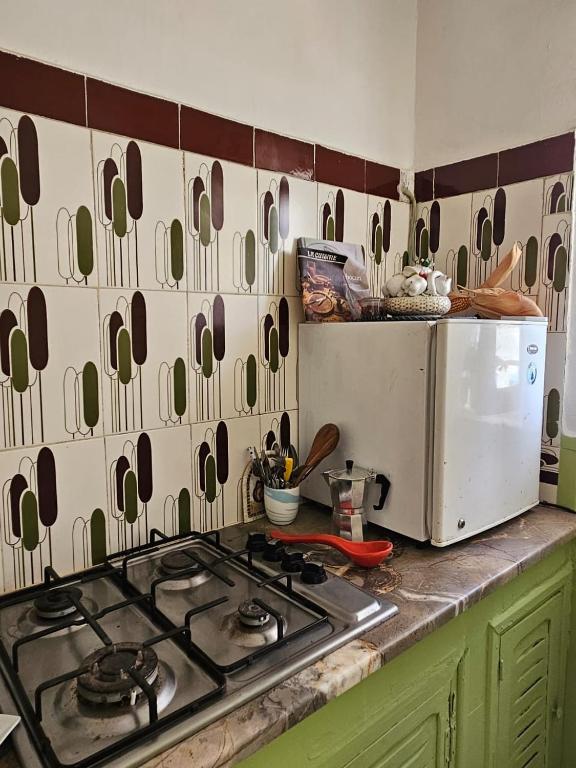 Kuchyň nebo kuchyňský kout v ubytování deux Studio avec patio a Sidi Bousaid
