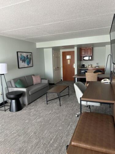 Wingate by Wyndham Green Bay photo