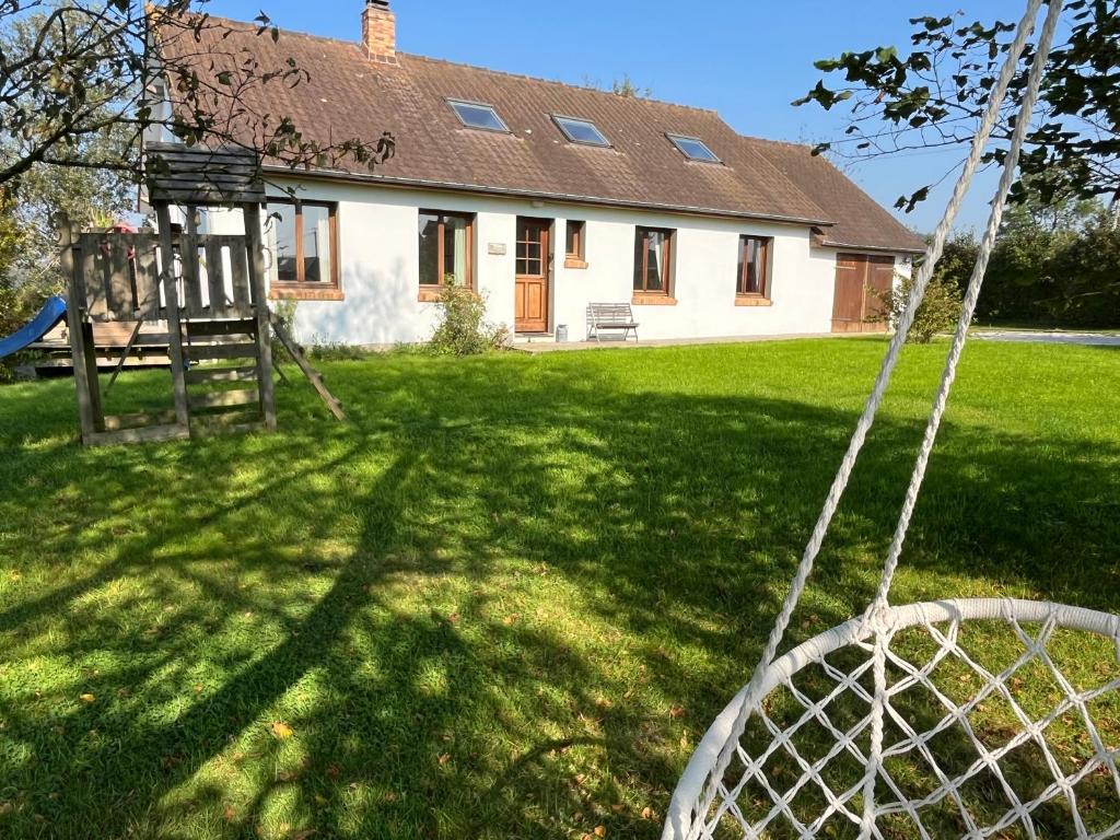 Κήπος έξω από το Maison de campagne avec jacuzzi