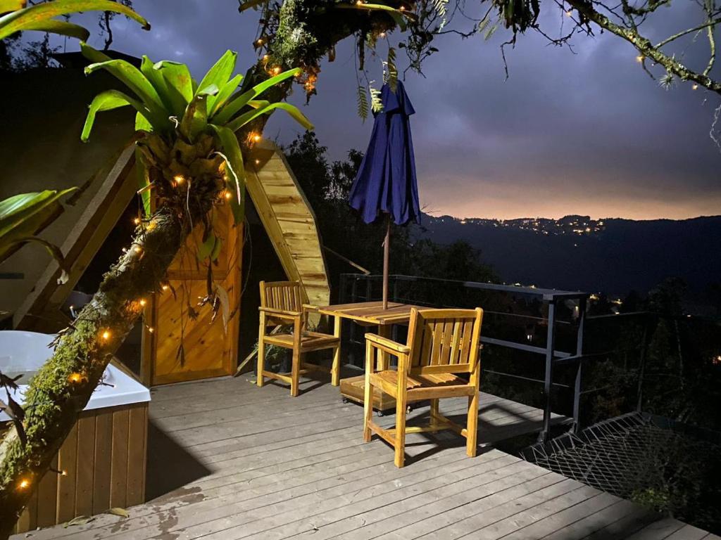 Balkón nebo terasa v ubytování Laguna Glamping