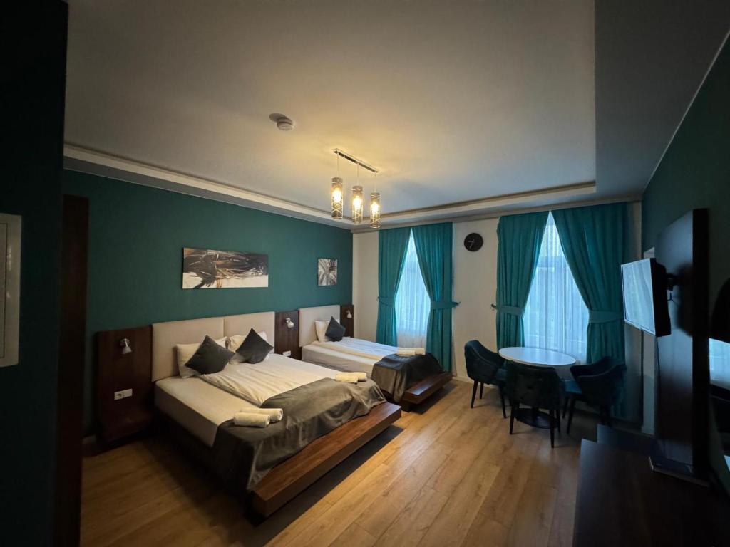 Postel nebo postele na pokoji v ubytování A&F Hotel Chemnitz