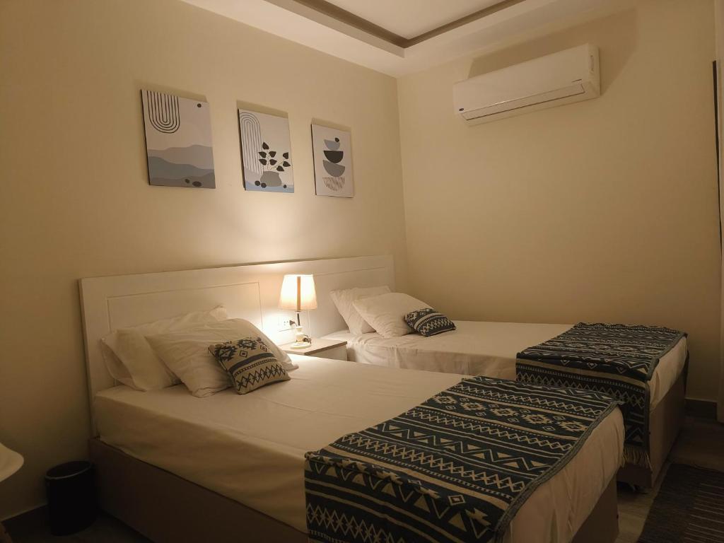 Maria Pyramids House - 3