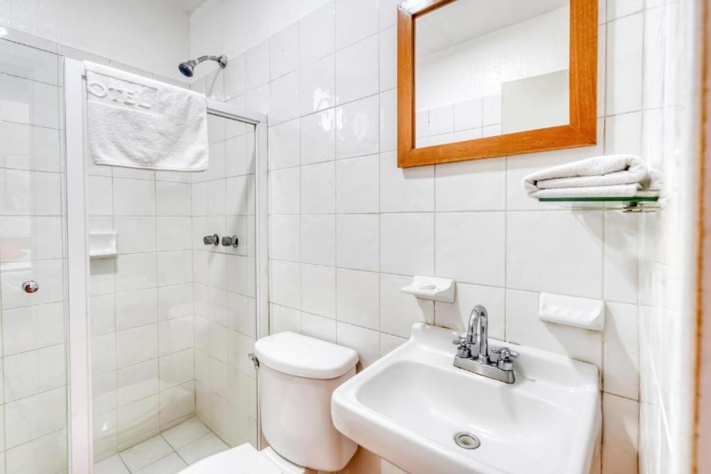 Koupelna v ubytování Hotel Arana Tonalá