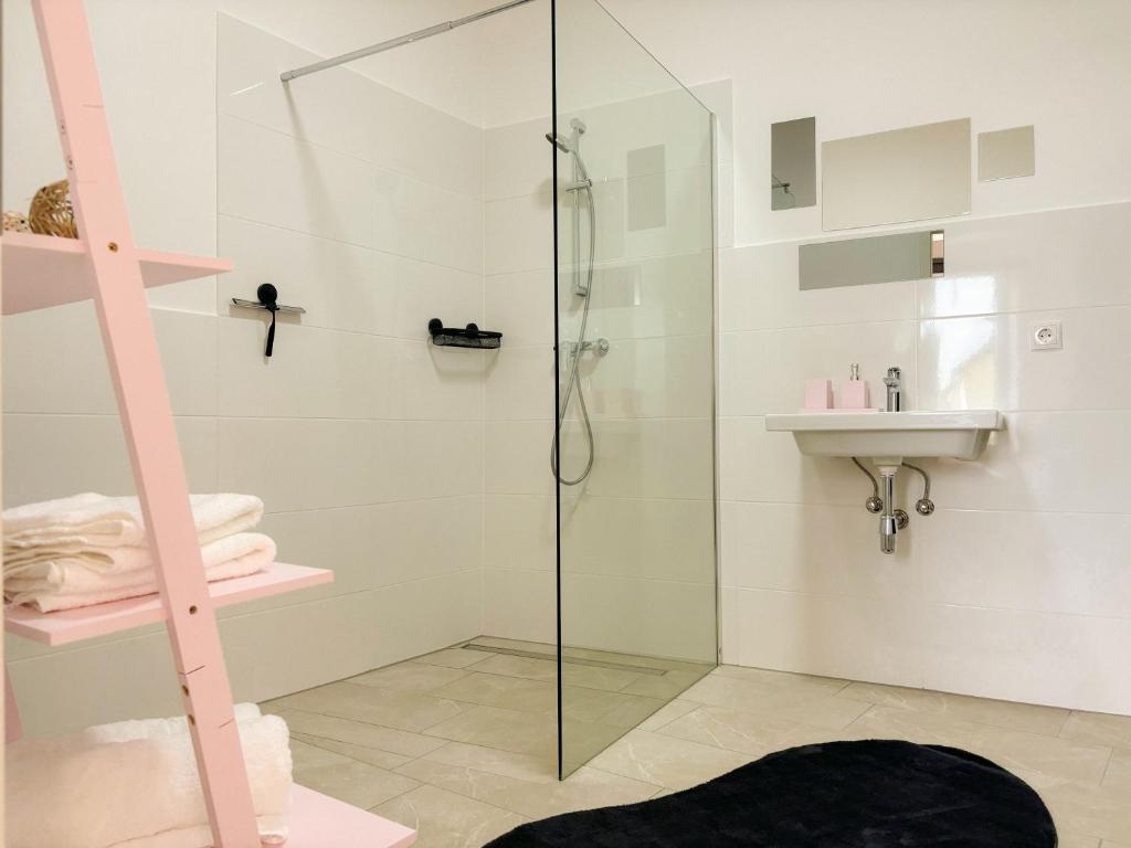 Koupelna v ubytování Apartments nahe der Südsteirischen Weinstraße