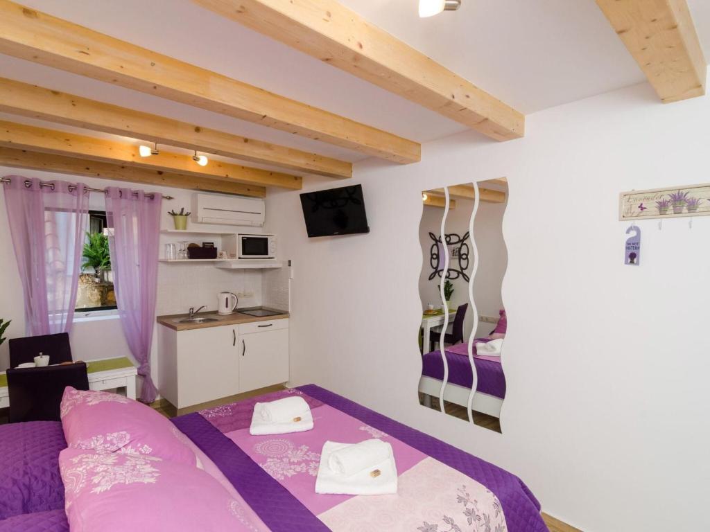 Lavender Garden Apartments - Studio Apartment First Floor - APT 3
