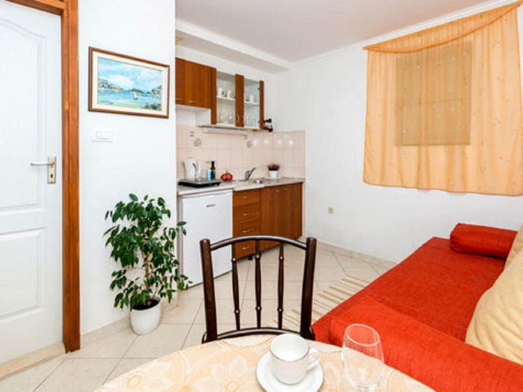 Apartments Nicol - One-Bedroom Apartment with Terrace