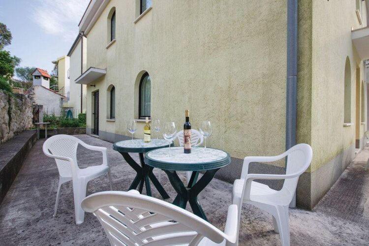 Apartments iovo - Two Bedroom Apartment with Terrace A5