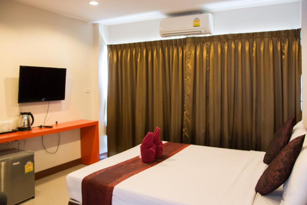 
Family Room with Balcony
