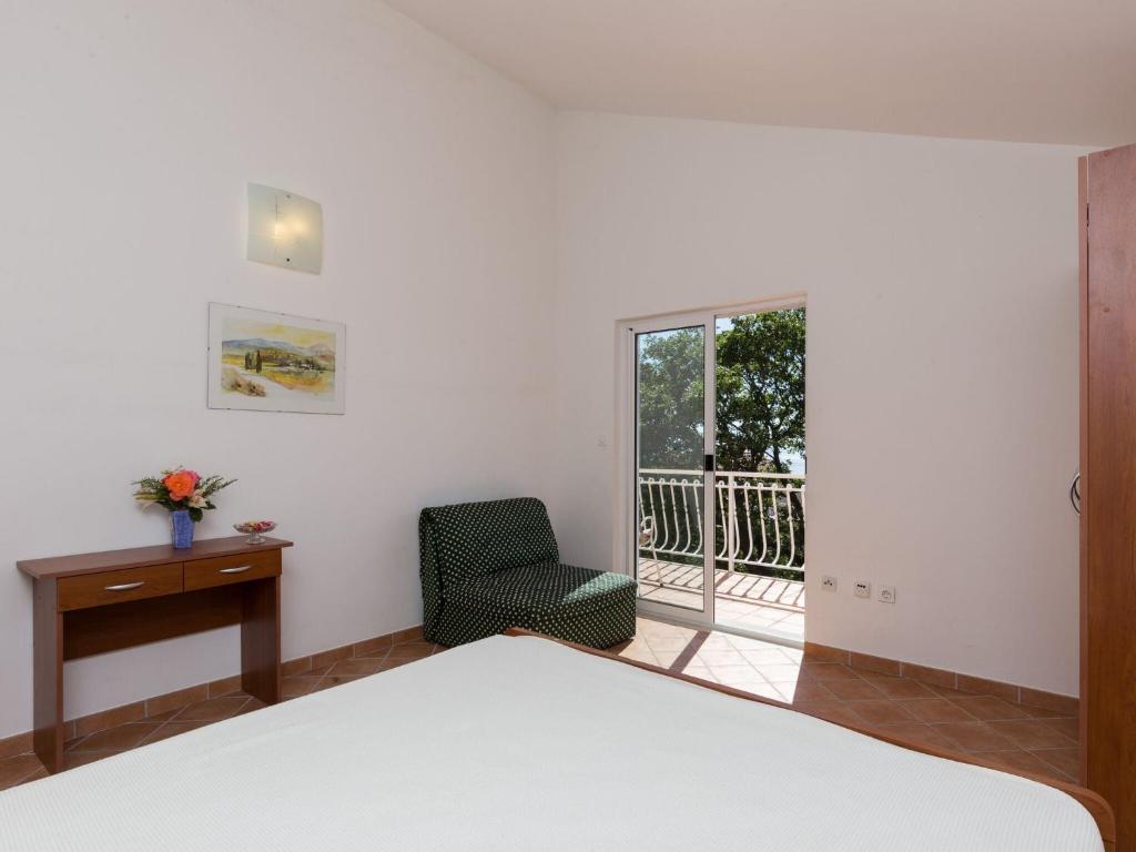 Villa Dubravka - Superior Studio Apartment with Balcony and Sea View Apartman 3