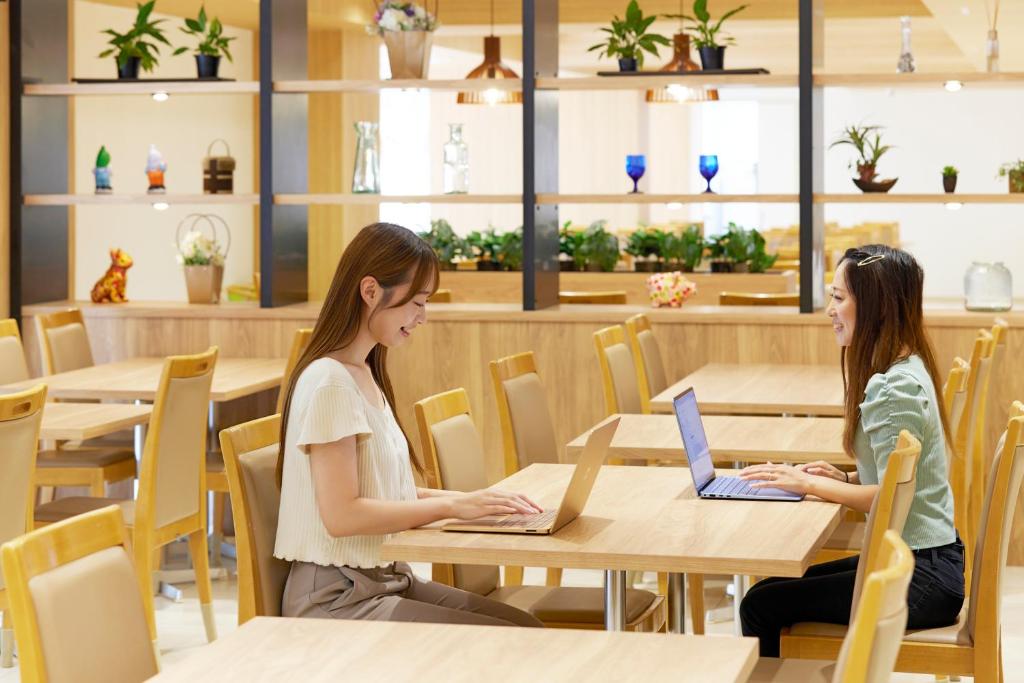 Hosté ubytování Hotel Consort Shin-Osaka