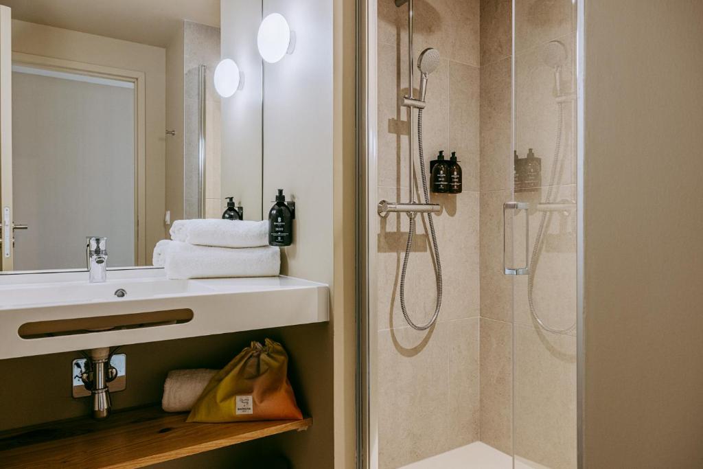 Sangha Toulouse - Resim 16