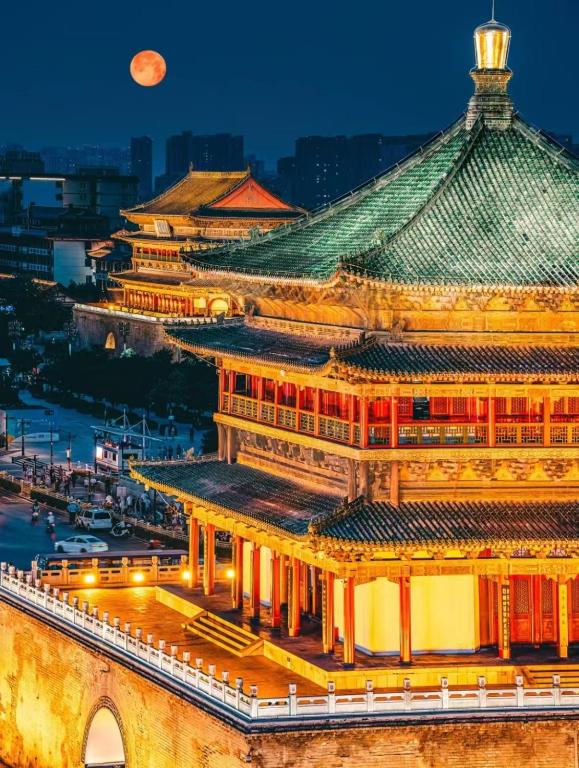 Fotografie z fotogalerie ubytování Honglu Garden Hotel Xi'aHonglu Garden Hotel Xi'an Bell and Drum Tower Huimin Street Store & 2 bottles of Budweiser beer for free v destinaci Si-an