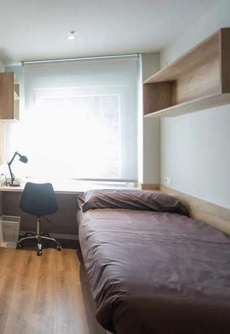 Postel nebo postele na pokoji v ubytování Micampus Bilbao Student Residence