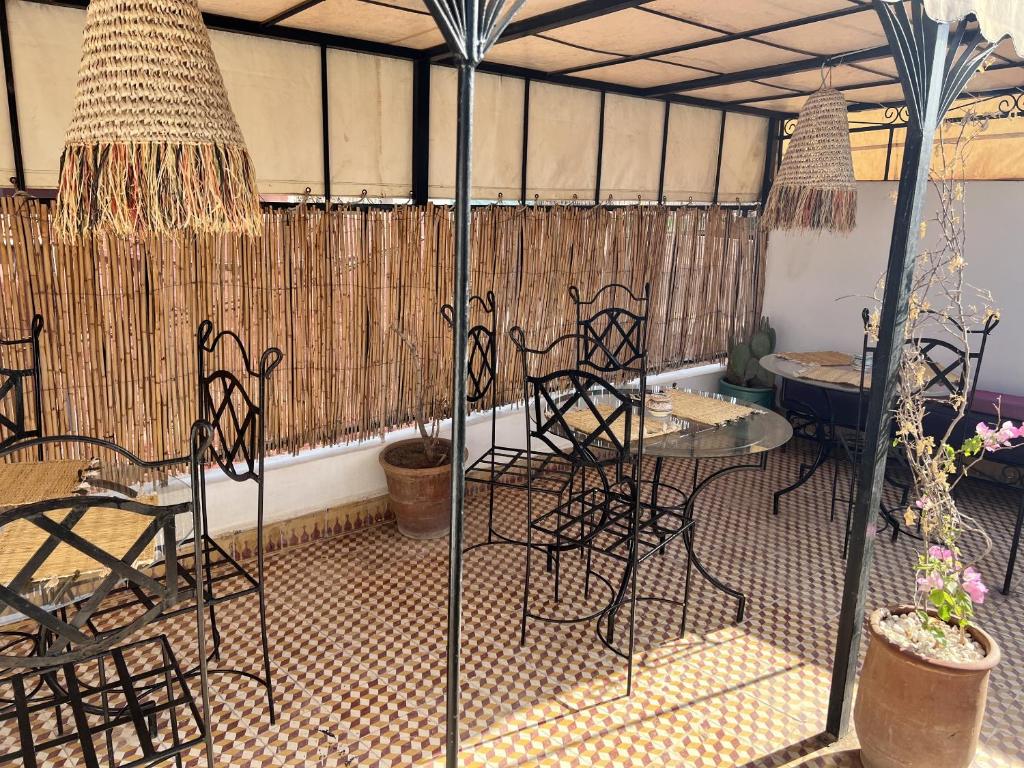 Balkón nebo terasa v ubytování RIAD RIME QOUSSAI
