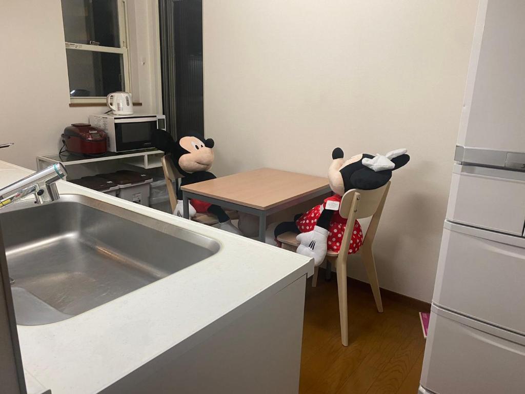 Kuchyň nebo kuchyňský kout v ubytování TOKYO池袋家族連れ4DKの子供連れ５星　