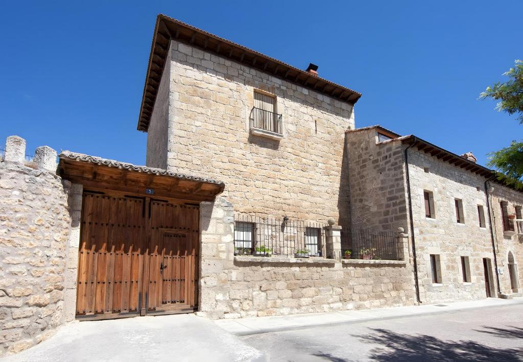 Το κτήριο όπου στεγάζεται  the country house