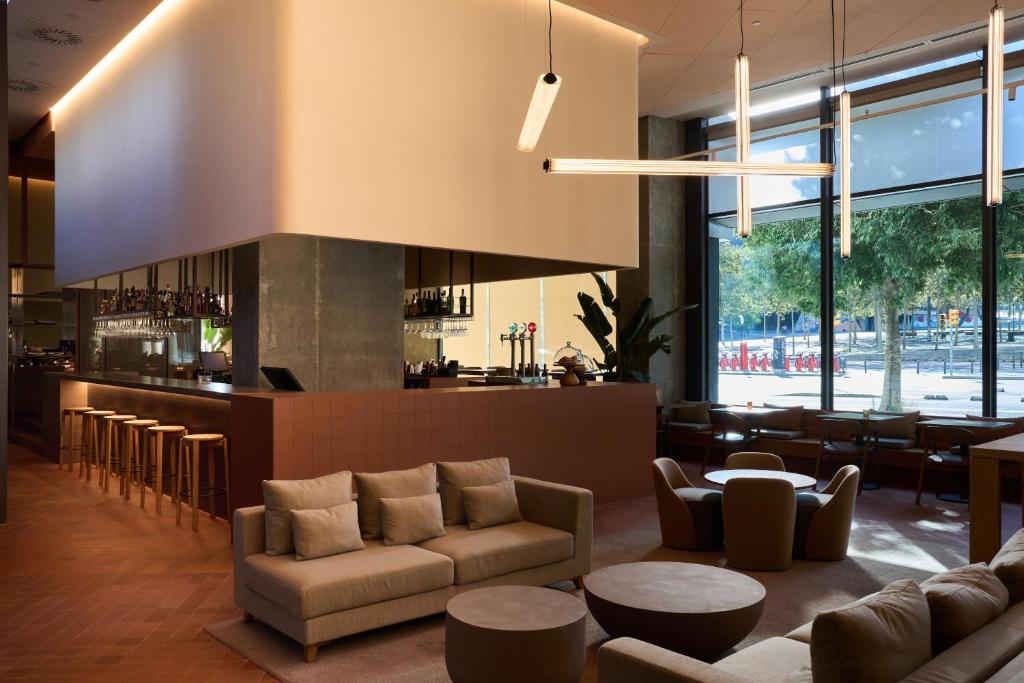 Barcelona Princess - Resim 10