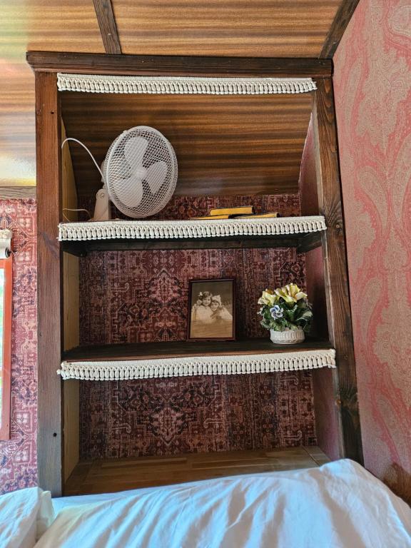 Postel nebo postele na pokoji v ubytování Grand Circus Hotel