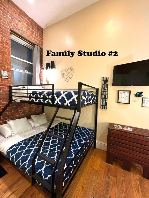 NYC Empire Apartments - 