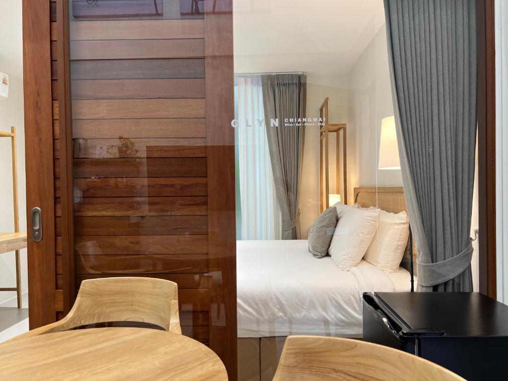 Glyn Chiangmai, Cozy Two-Story Rooms in the Heart of Chiang Mai - Resim 22