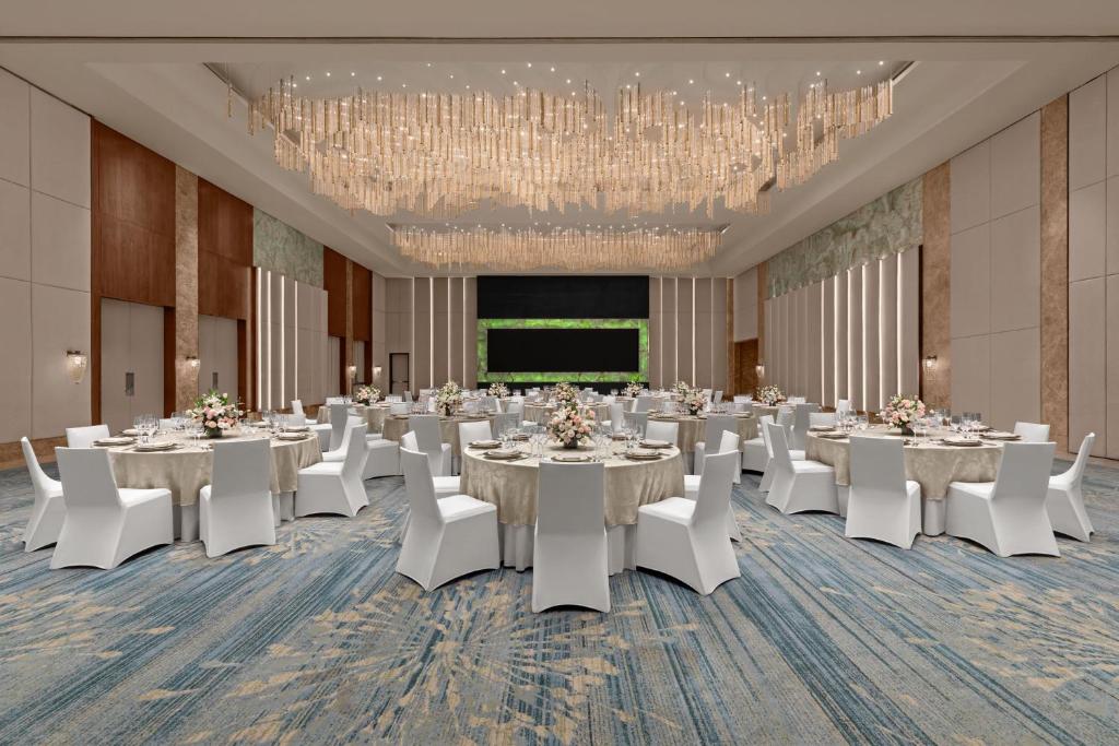 Restaurace v ubytování The Westin Manila