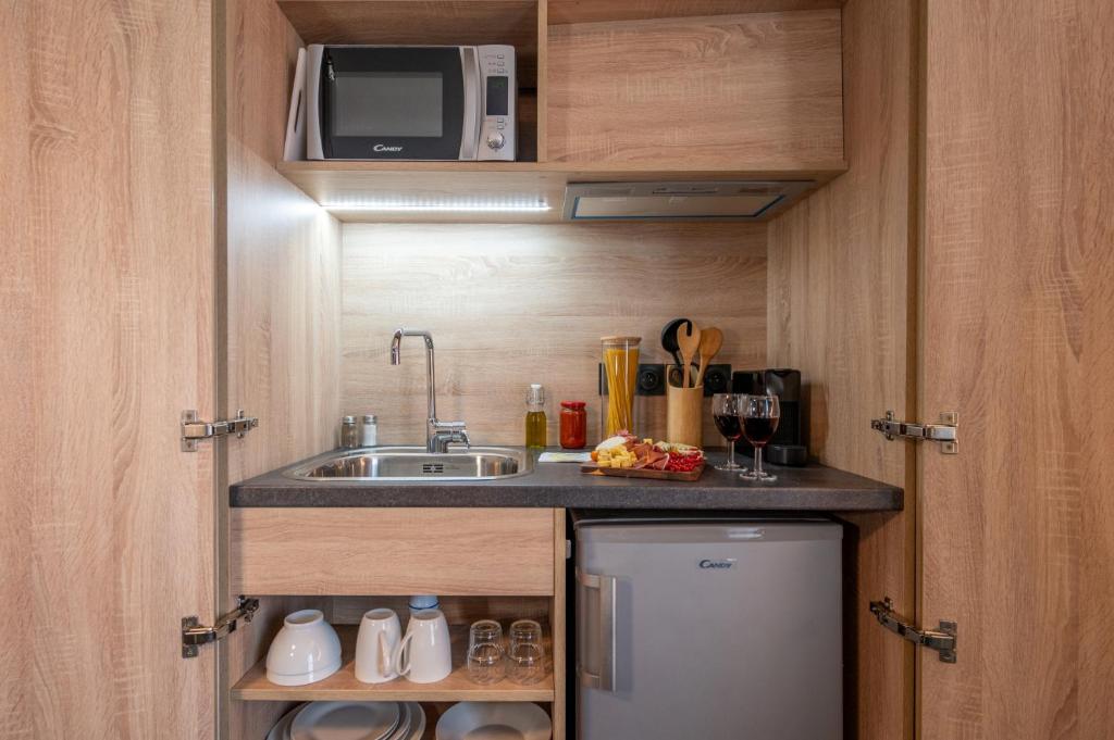 Nemea Appart Hotel Nice Arenas Aéroport - Resim 21