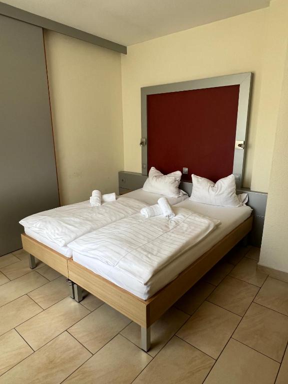 Hotel Pfälzer Hof - Double Room