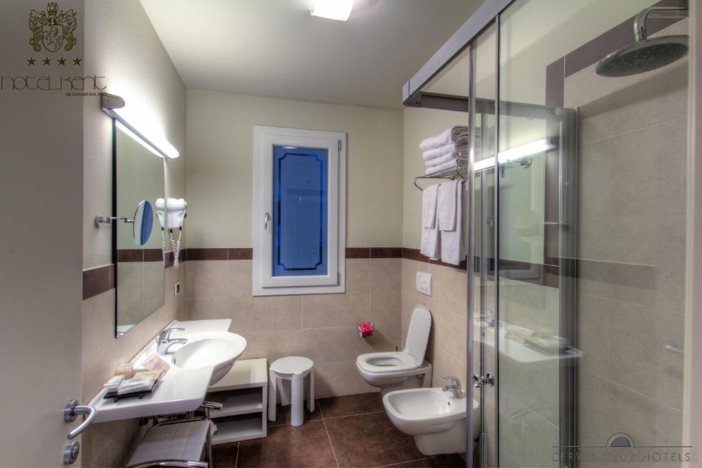 Koupelna v ubytování Hotel Kent