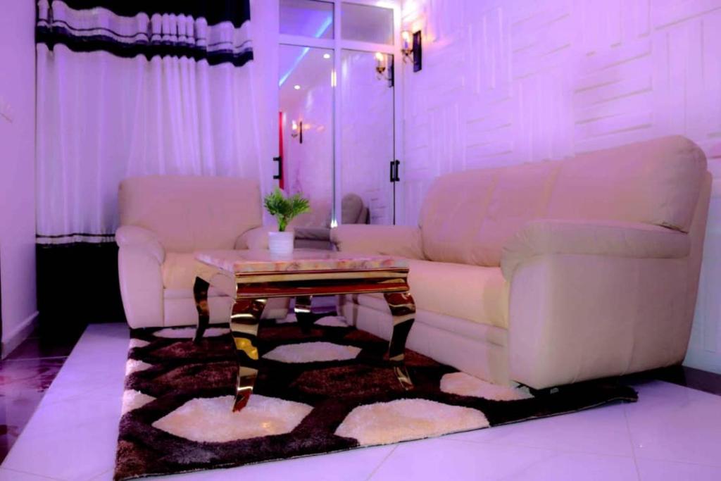 Gallery image of Matcheu Palace Hôtel in Djoungolo