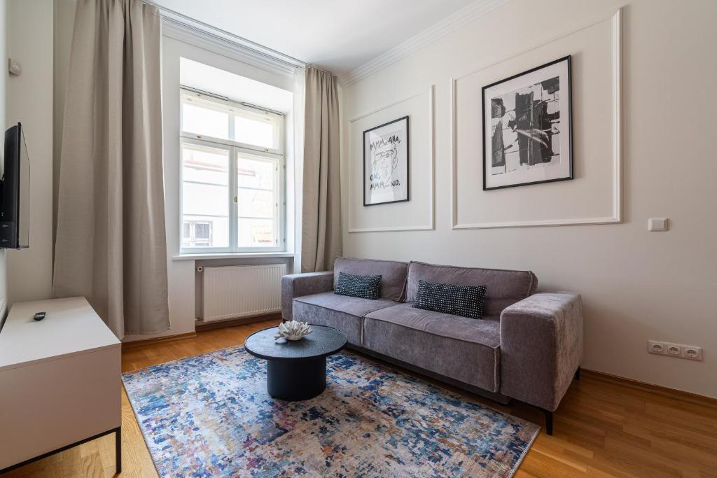 Old Town - Hall Square Apartment - Two-Bedroom Superior Apartment - Old Town View