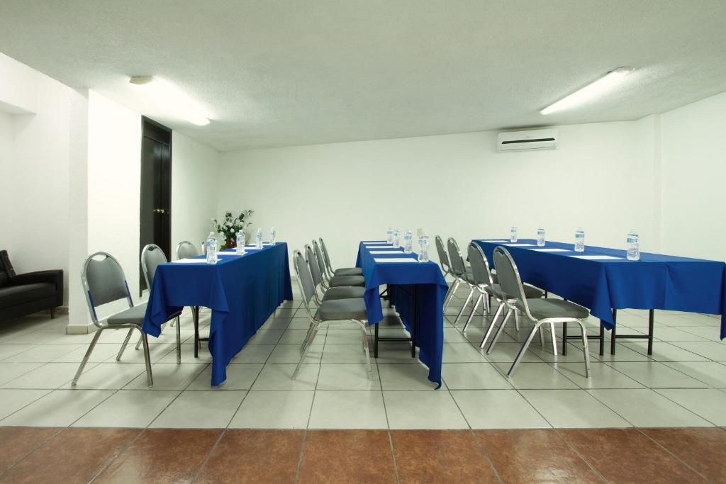 Posezení v ubytování Hotel Bedd Express Querétaro