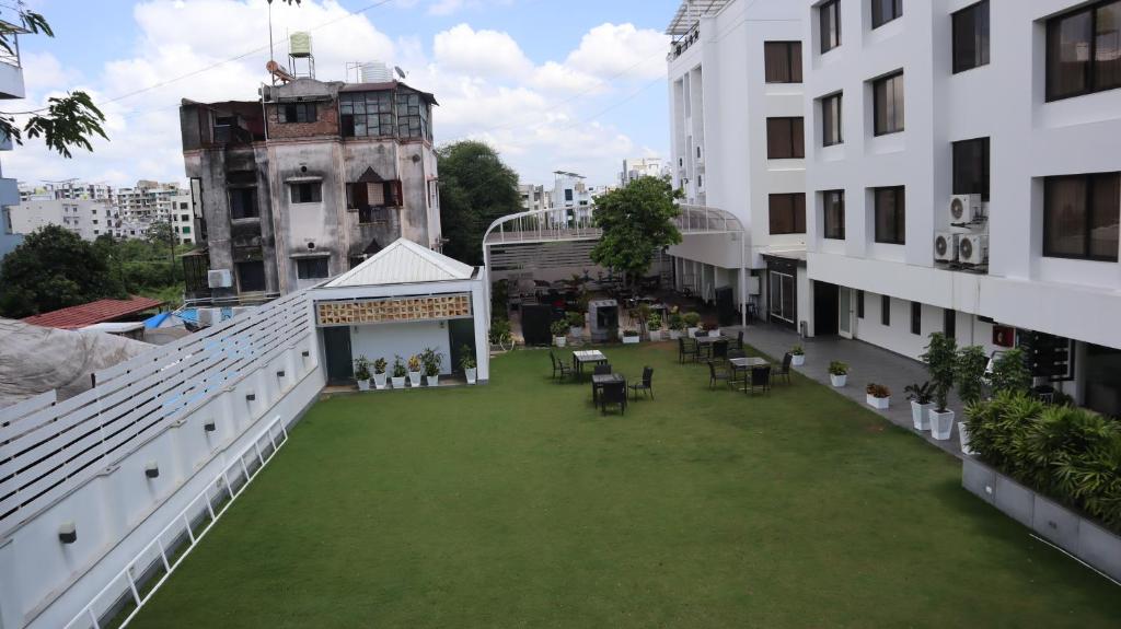 Zahrada ubytování The Legend Inn @Nagpur