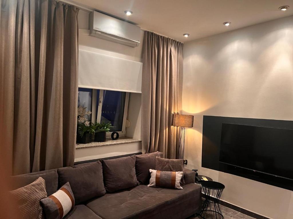 Aurora Apartment