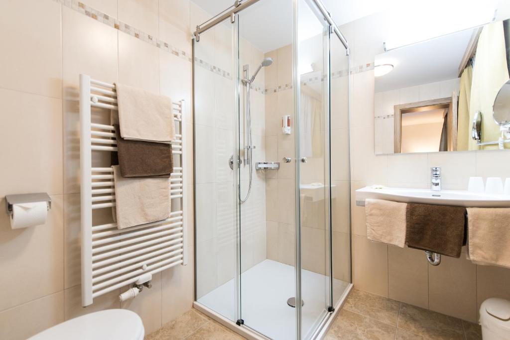 Kúpeľňa v ubytovaní Appartement Landhaus KERSCHDORFER