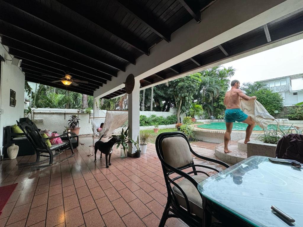 Tetamu yang menginap di DUPLEXU PANAMA Homestay