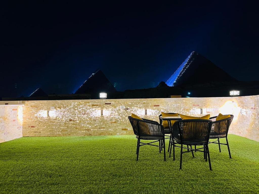 Fotografie z fotogalerie ubytování New Scarab Pyramids View v Káhiře