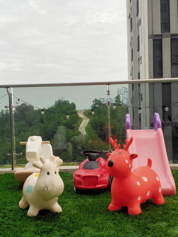 Fotografie z fotogalerie ubytování D Bunga مسلم Homestay Pool View Legoland Nusajaya v destinaci Nusajaya