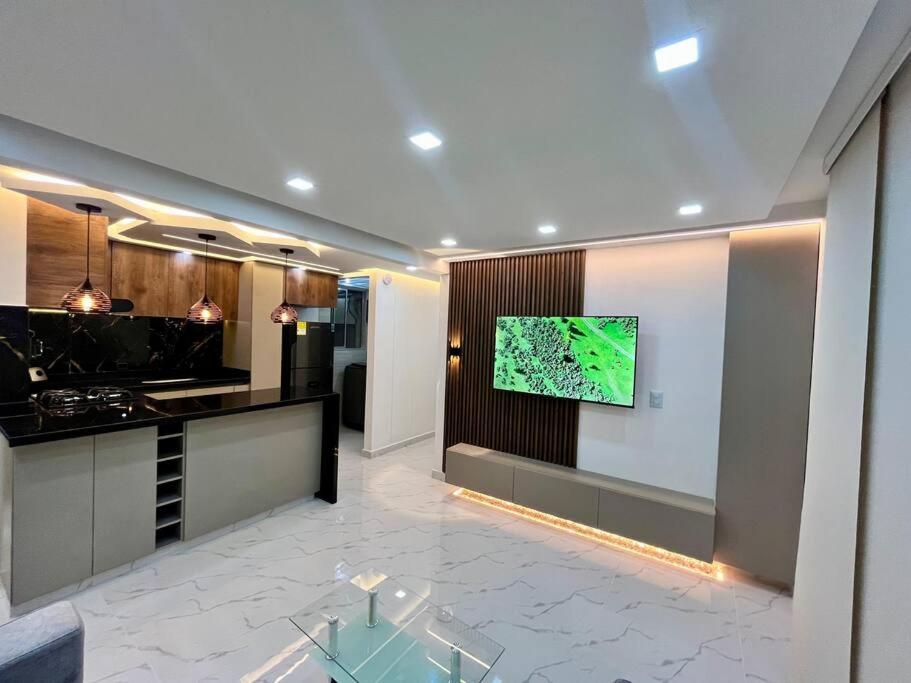 Kuchyň nebo kuchyňský kout v ubytování Lujoso apartamento en la ciudad de Neiva-Huila