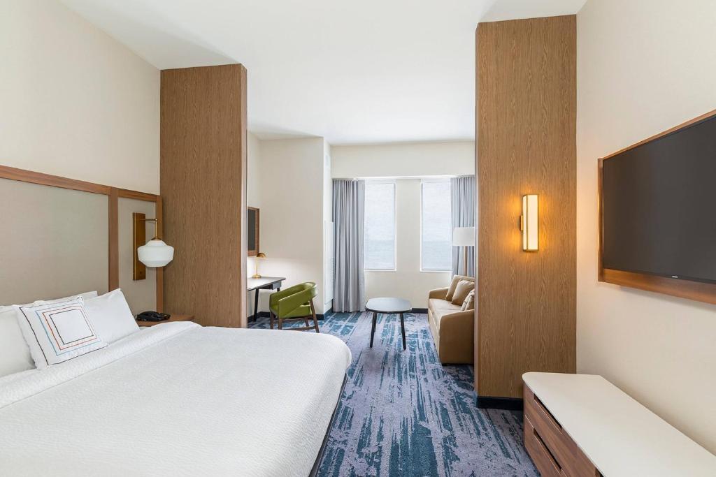 Fairfield Inn & Suites by Marriott Des Moines Downtown photo