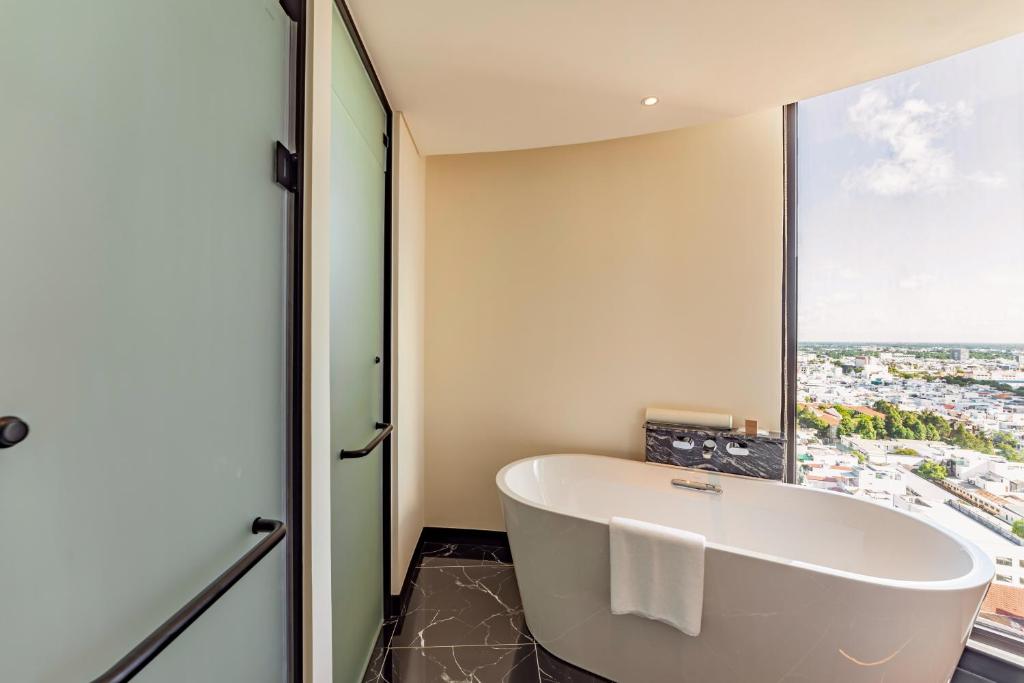 Charmant Suites a Boutique Hotel Can Tho - 11